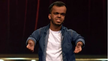 ببینید/استندآپ کمدی مرد طناز ۹۰ سانتی  عصر جدید