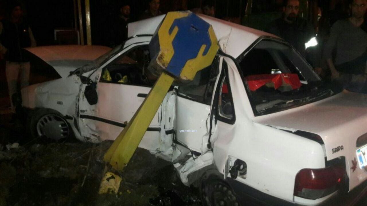 وقتی سوار پراید هستید خیلی مراقب صندوق صدقات باشید